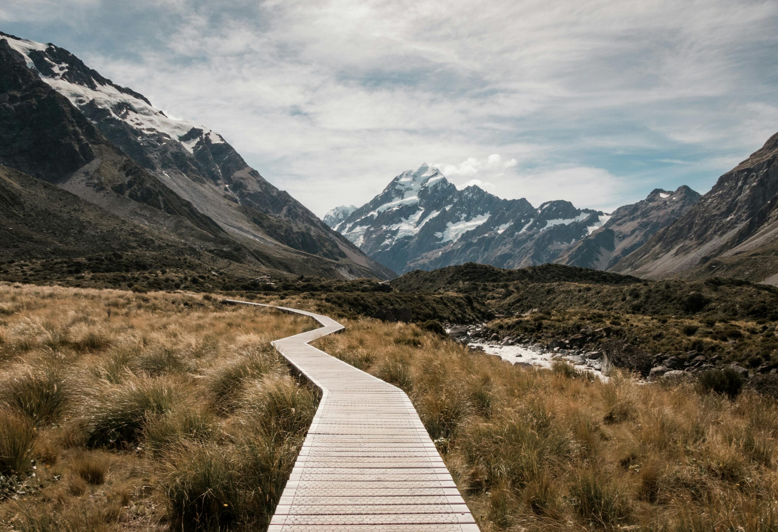 New Zealand lakes and nature